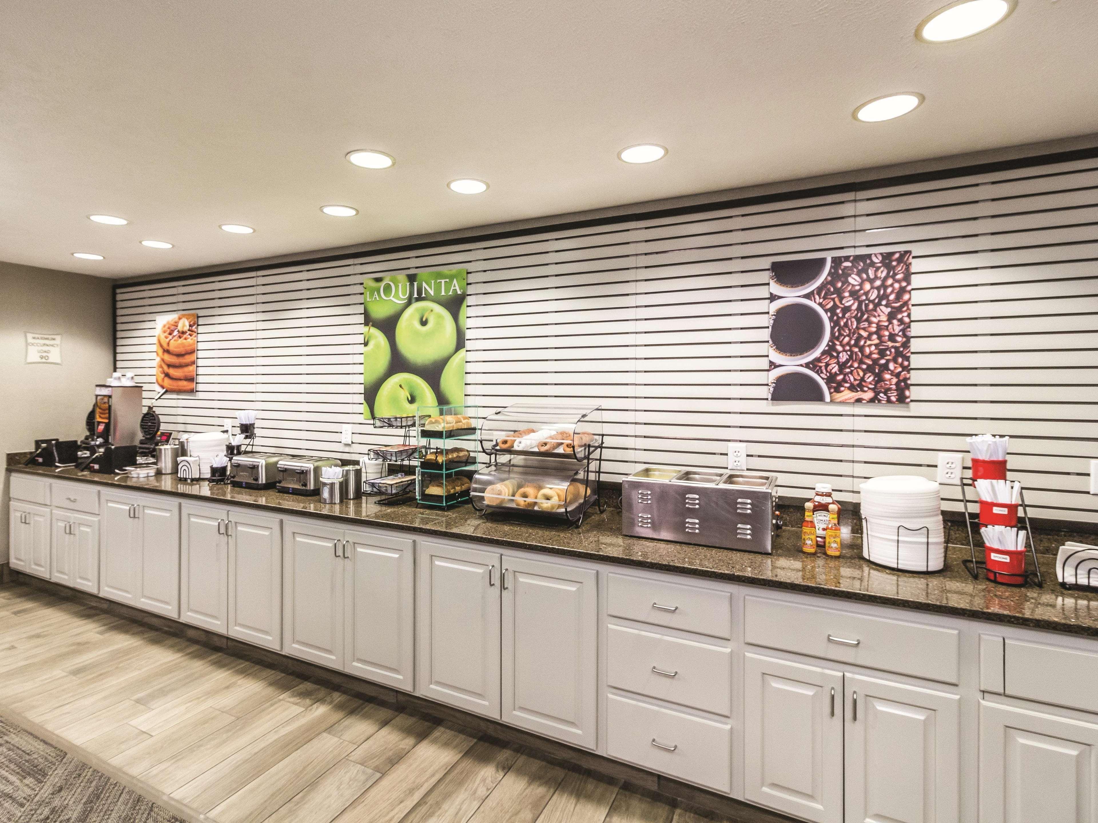 מלון La Quinta By Wyndham Fargo-Medical Center מראה חיצוני תמונה