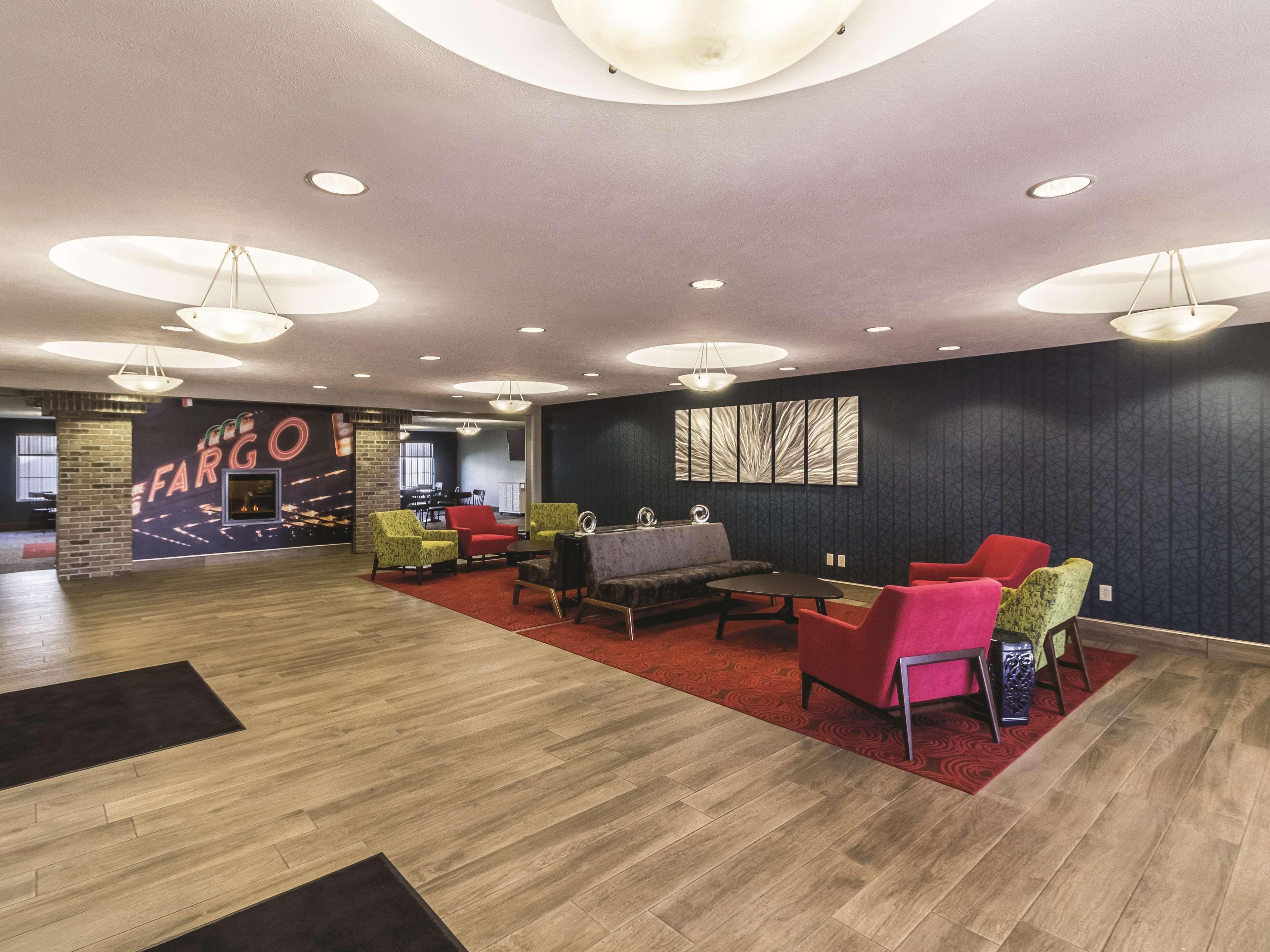 מלון La Quinta By Wyndham Fargo-Medical Center מראה חיצוני תמונה