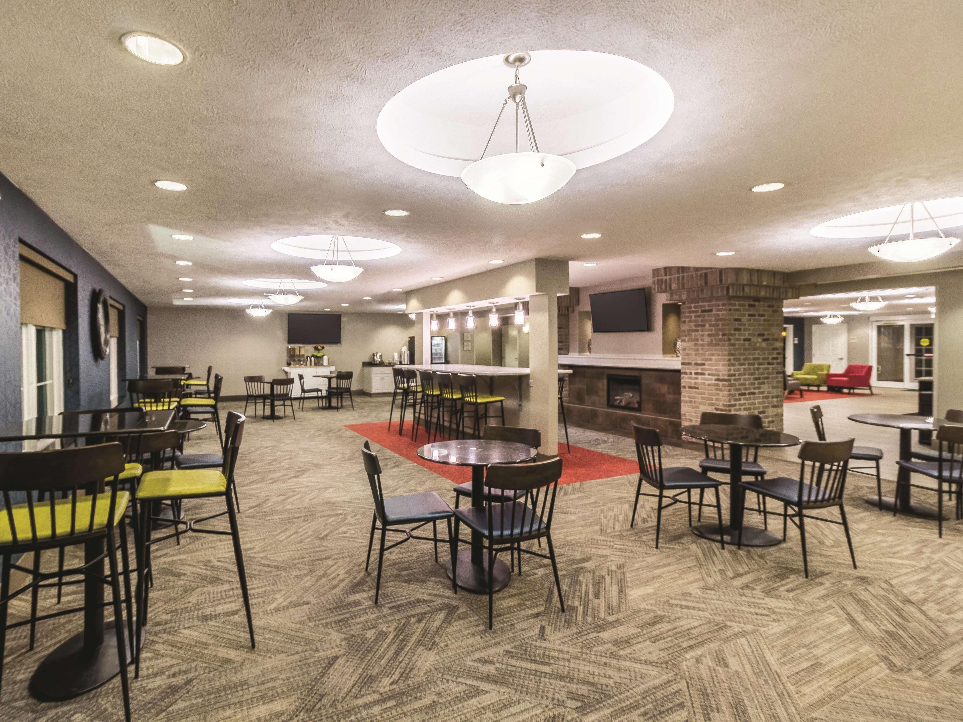 מלון La Quinta By Wyndham Fargo-Medical Center מראה חיצוני תמונה